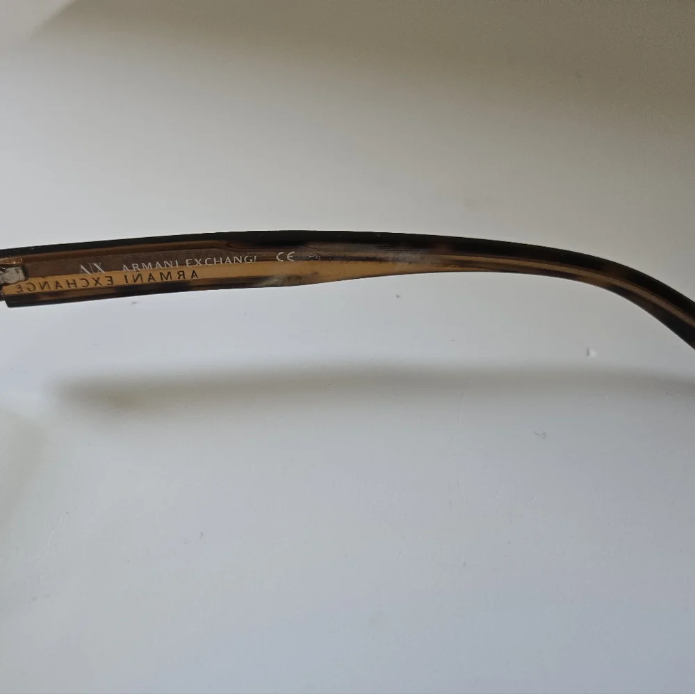 AX Armani Exchange Glasses/and Striped Generic Brand‎ Glasses Case